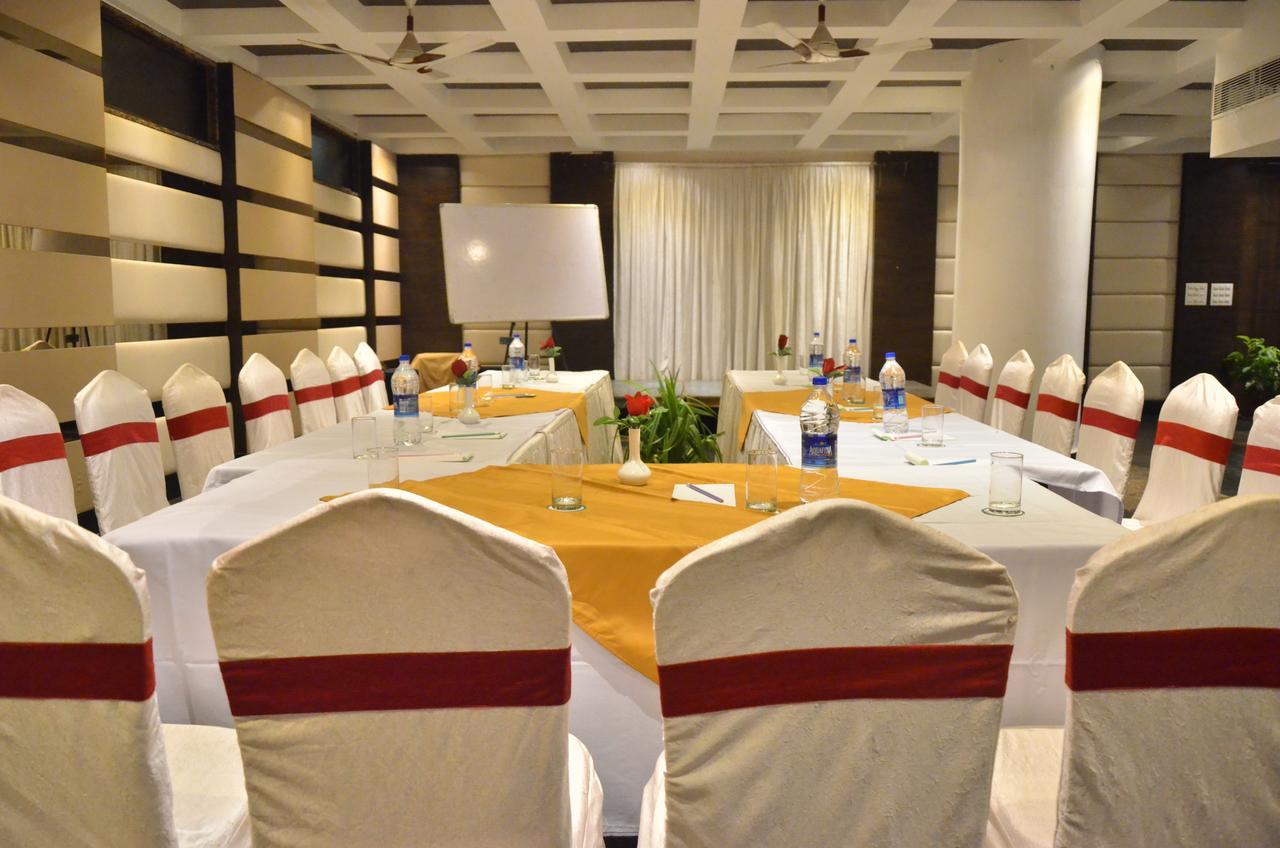 Hotel Landmark Gwalior Luaran gambar